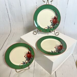 Three Lenox Winter Greetings Green
Border Accent 8-Inch Salad / Dessert Plates